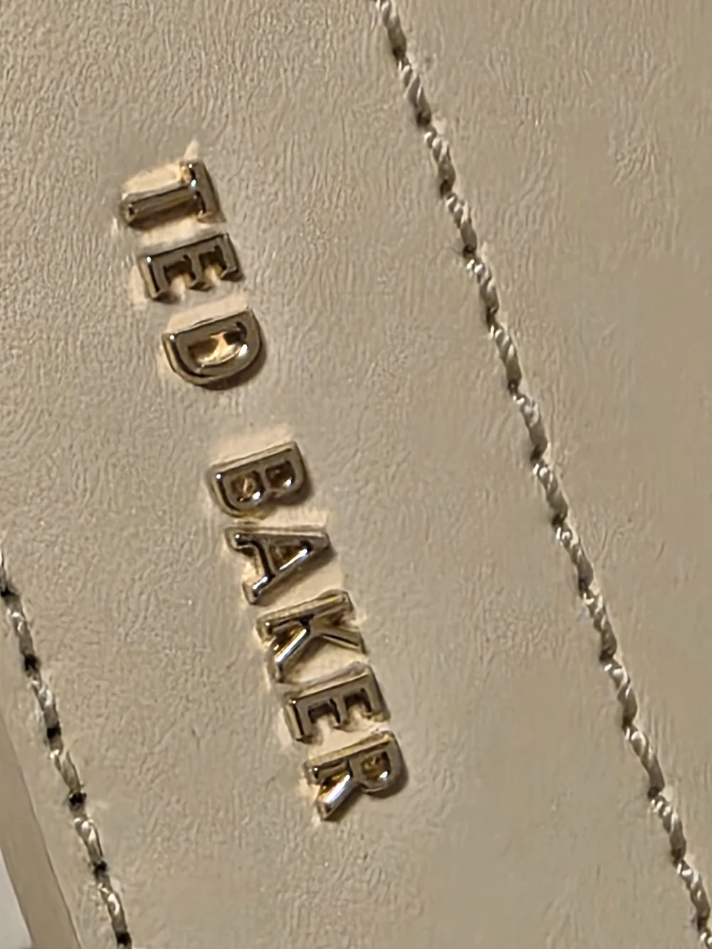 Ted Baker NWT Cream Pale Yellow Leather Wristlet Id Card Wallet Wristlet MSRP$85